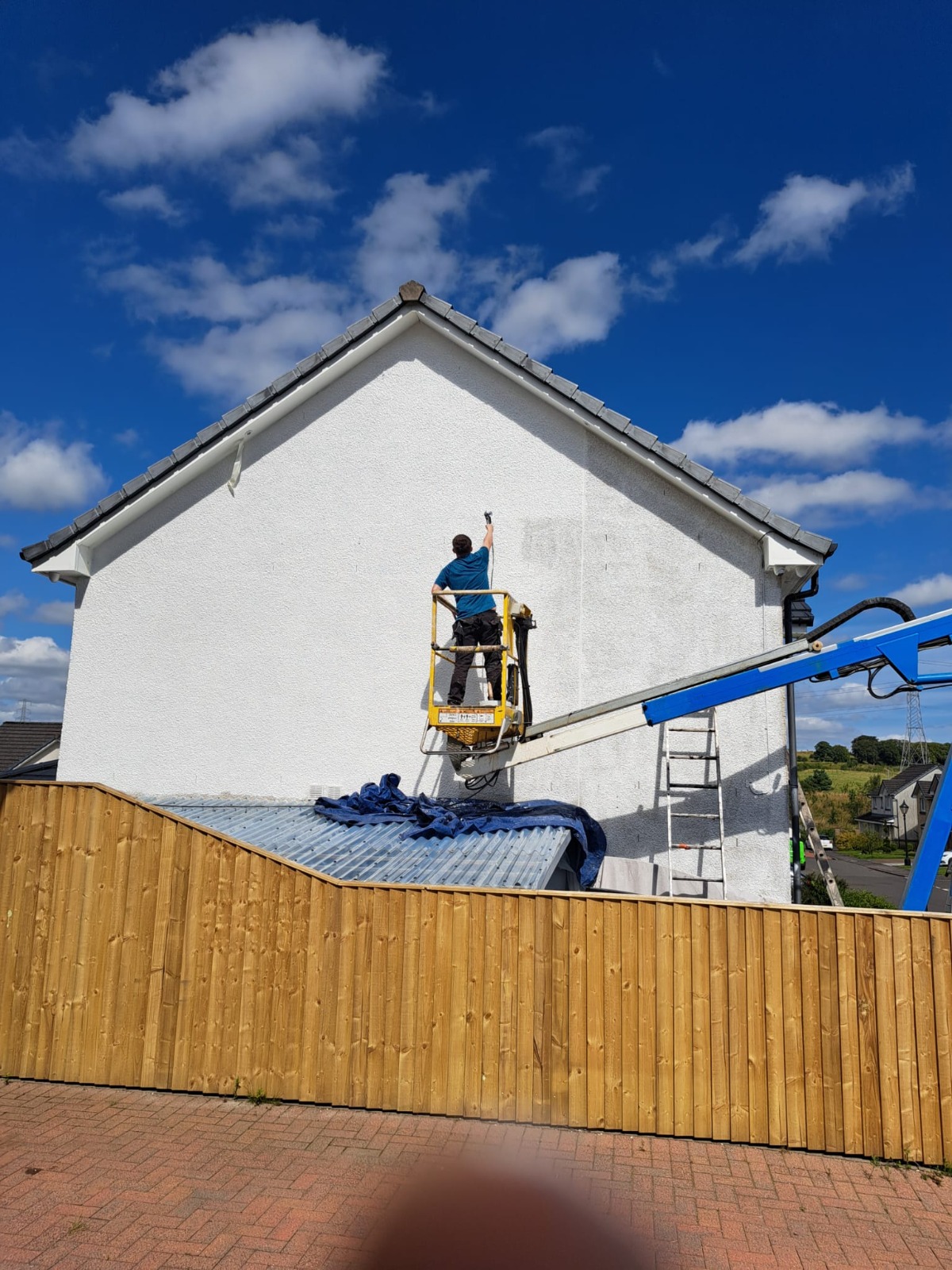 Complete exterior property cleaning service - Easy-Sprayaway Scotland